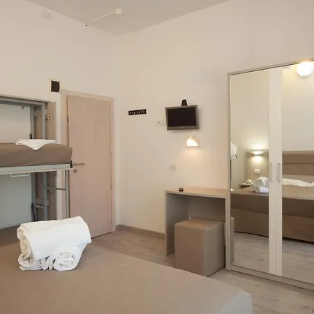 Otel Lux Gabicce Mare